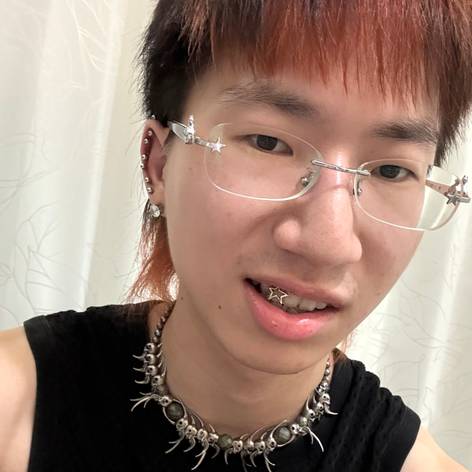 店員大頭貼